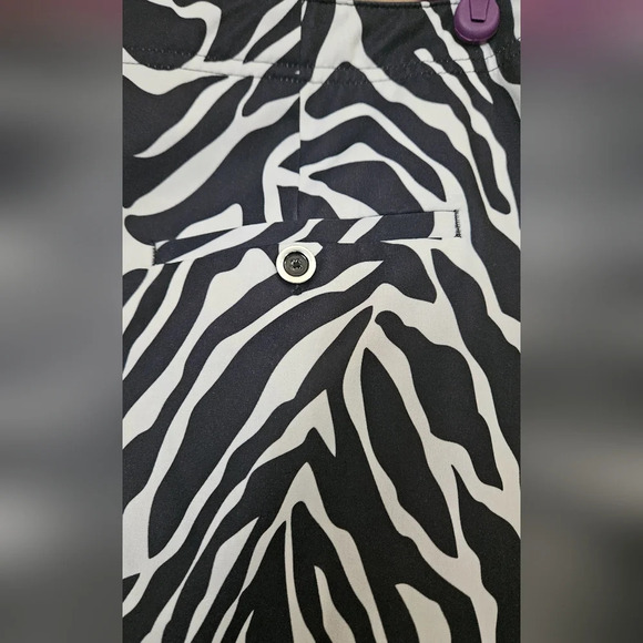 EP Pro/Newyork Zebra print black and white golf skort. Size 14 - Picture 3 of 10